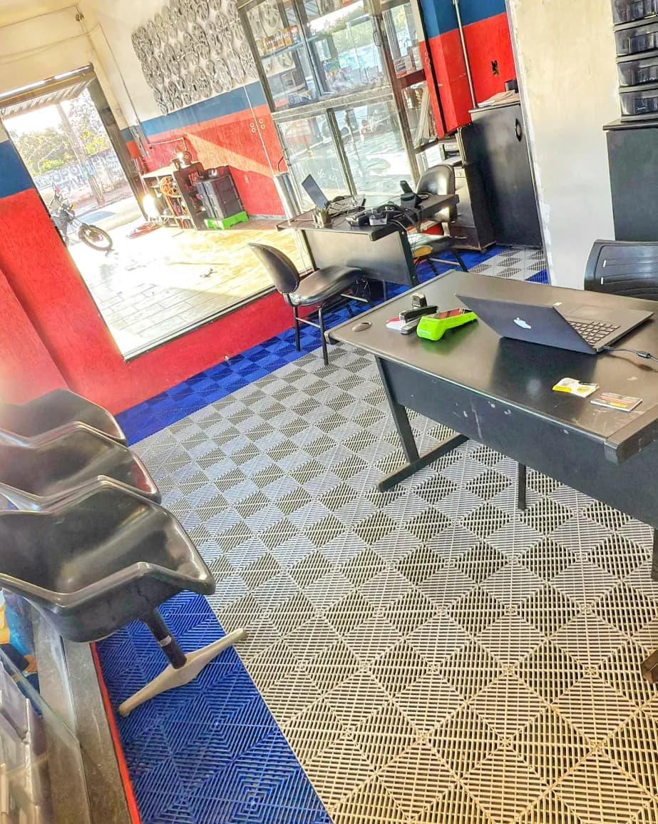 Interior da Empresa - Área de Atendimento Batersom Ribeirão Preto